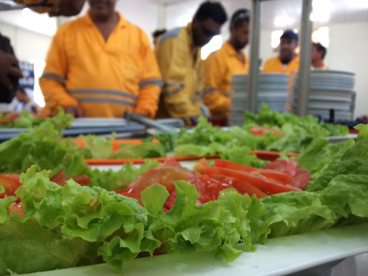 Refeição-coletiva-para-o-canteiro-de-obras-da-Construcap-em-Campinas-é-atendida-pela-Nutrivigor-11